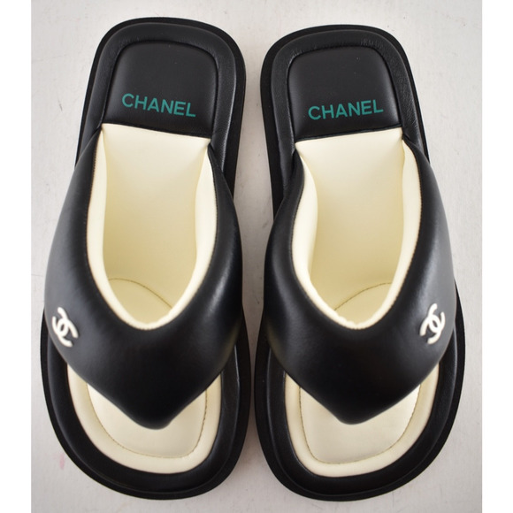 Chanel 22P Black White Lambskin Padded Pool Thong Logo Mule Slide Flat Sandal 36 - Picture 10 of 14